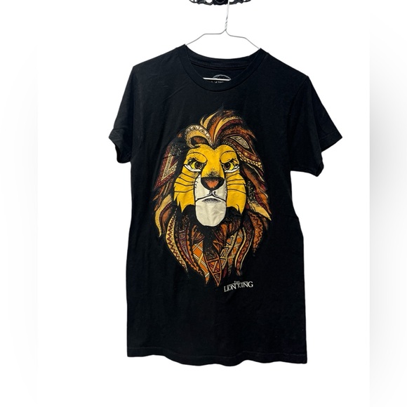 Disney black Tribal the Lion King Shirt sz small - Picture 1 of 6